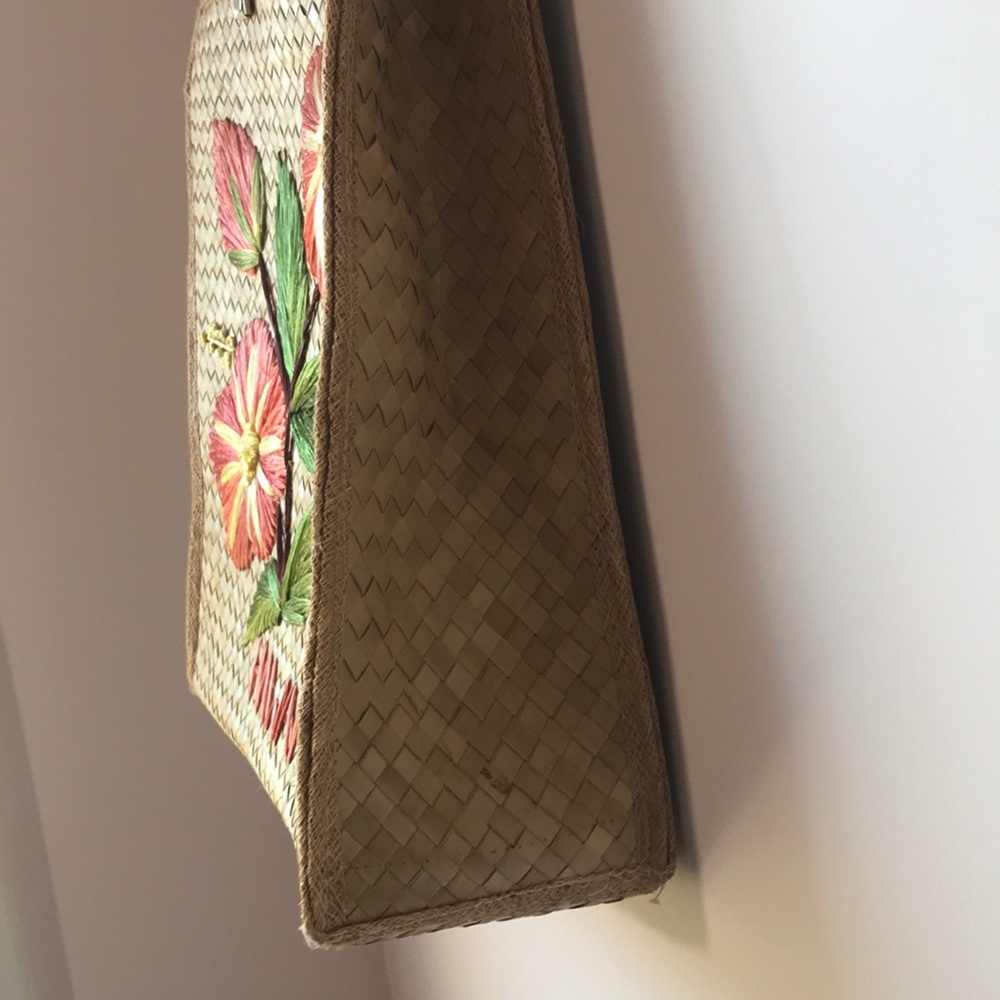 Vintage Hawaiian Lauhala Woven Tote | Straw Floral Souvenir Bag Hawaii - Picture 6 of 13